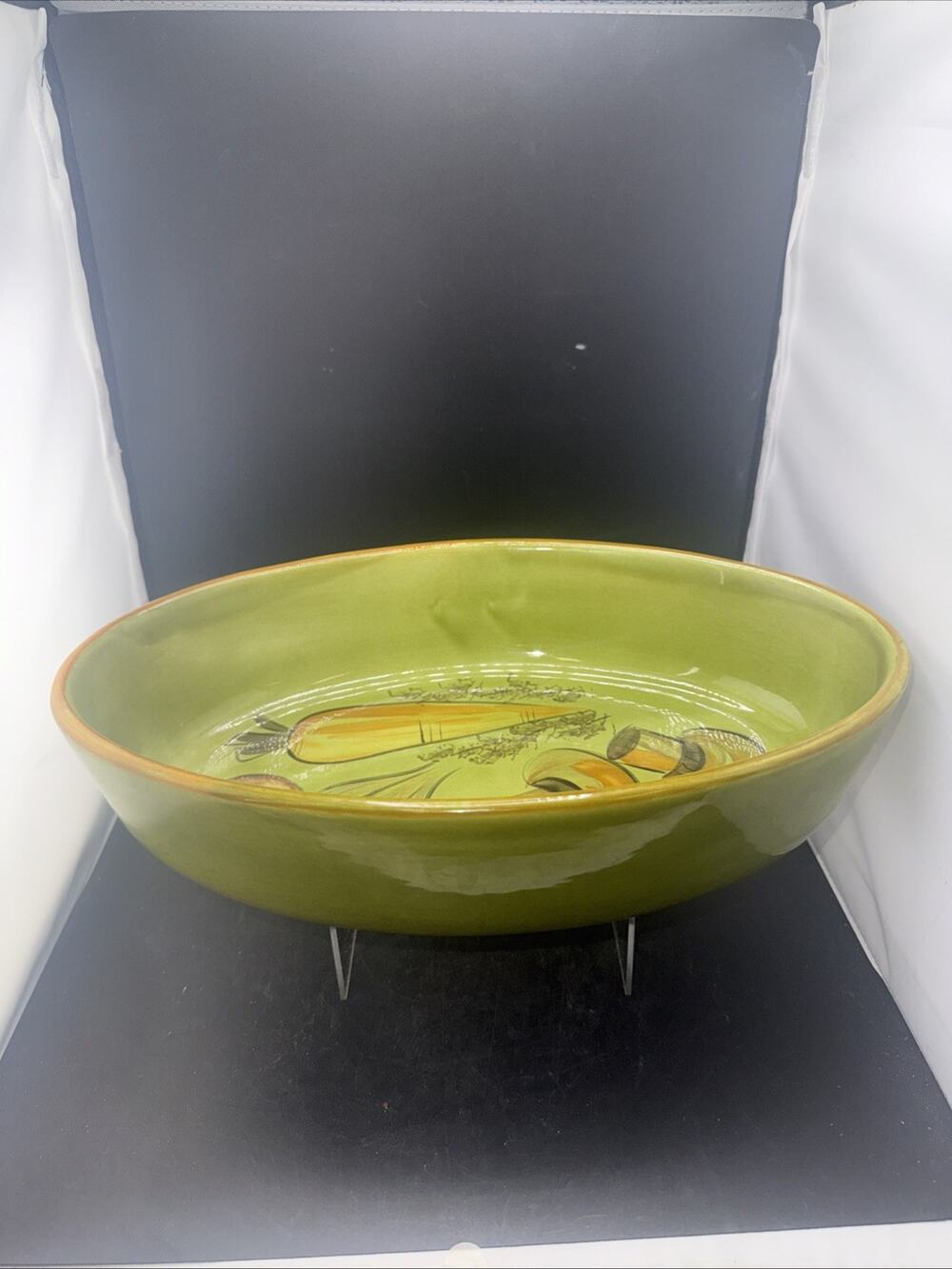 Vintage 1971 Los Angeles Potteries 601 Vegetable Serving Bowl Avocado Green